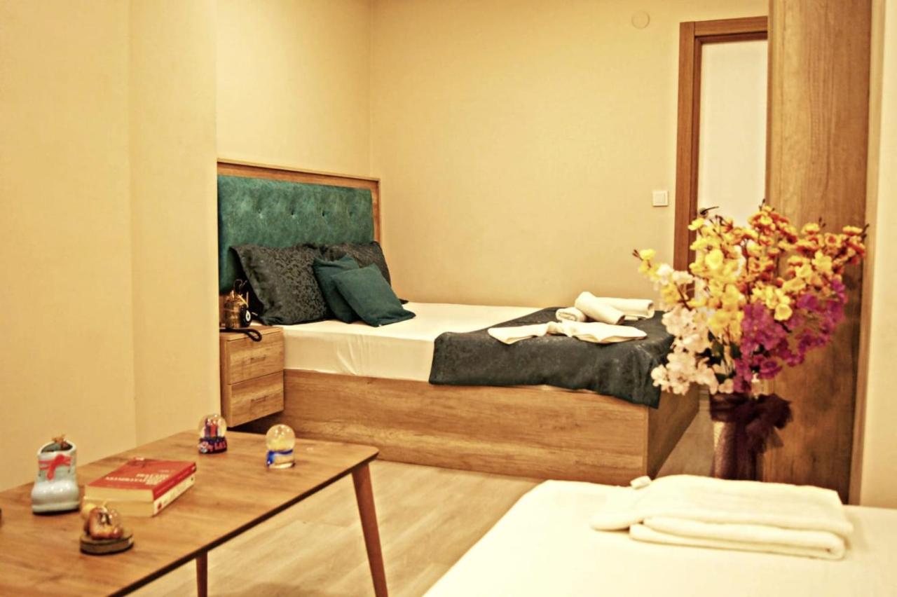 Destinia Pera Suites Istanbul Exterior foto