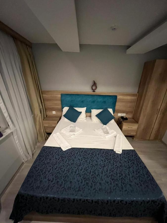 Destinia Pera Suites Istanbul Exterior foto