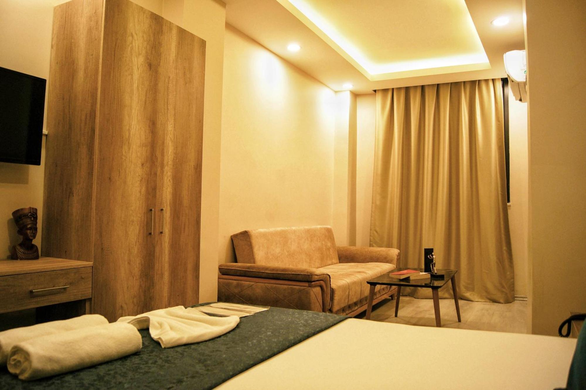Destinia Pera Suites Istanbul Exterior foto